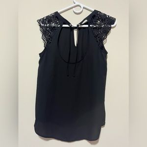 Express Blouse. Cap crochet sleeve and tie back.